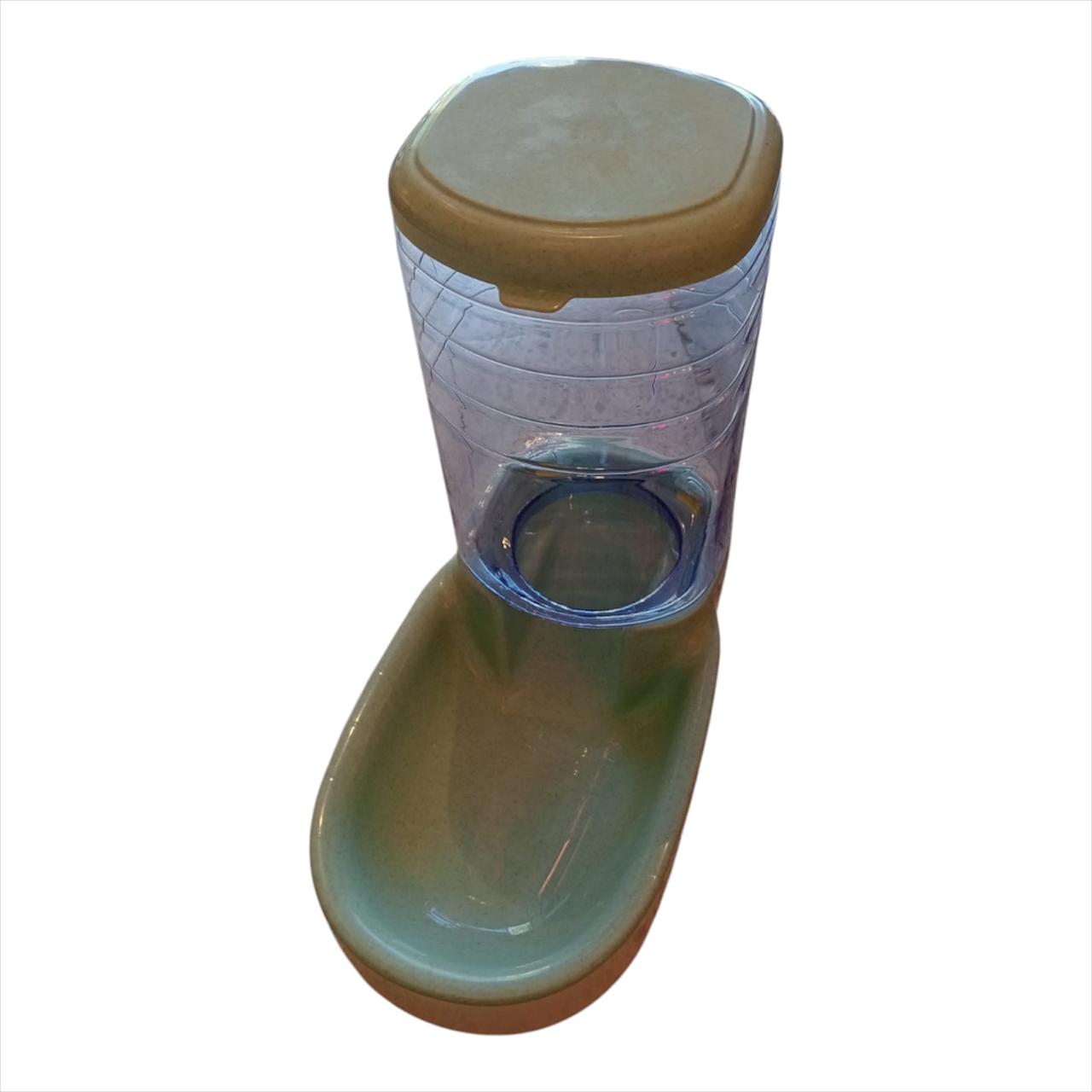 Comedero Dispensador De Concentrado Perros Y Gatos capacidad 2.5 kg